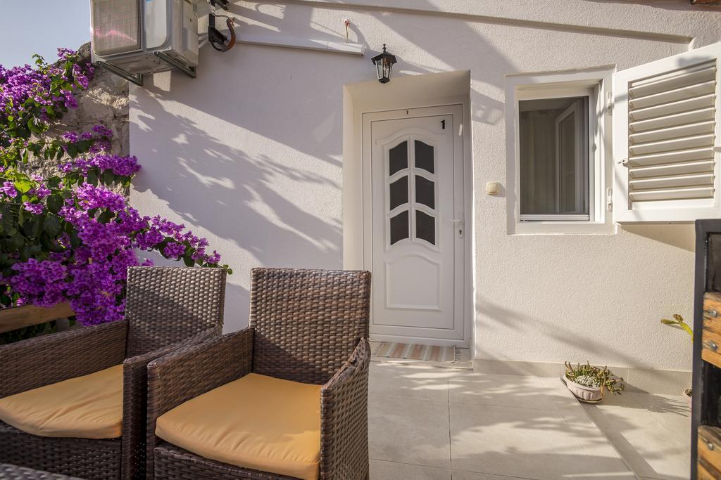 חוואר Apartments Sara מראה חיצוני תמונה