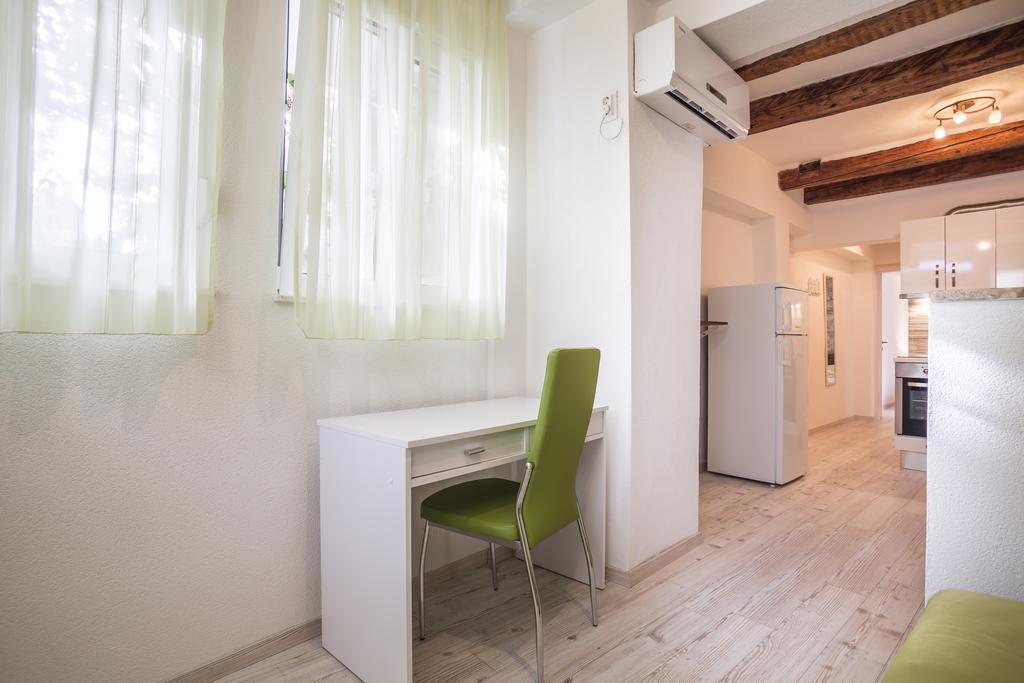 חוואר Apartments Sara מראה חיצוני תמונה